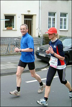 Karl-Heinz Scholten und Sabine Schmitz beim Bonn-Marathon 2006